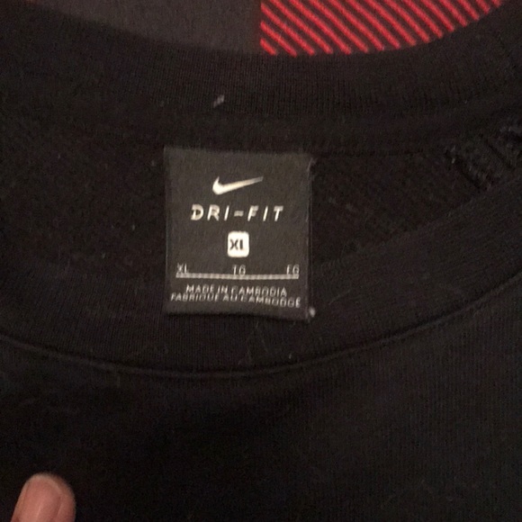 Nike Dri Fit Crop Sweater - Picture 3 of 3